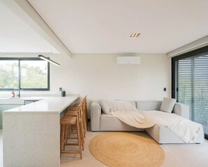 Interior - Loft 1 - Coruja (Ibiraquera Imbituba)