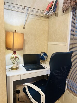 Interior - Welcome to TinyVille, the dream Tinyhome stay!!! (Stone Mountain)