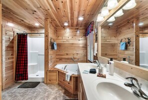 Dusche, Whirlpool, Handtücher