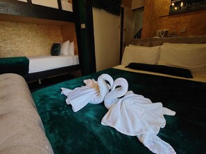 Chambre Familiale | Literie de qualité supérieure, décoration personnalisée