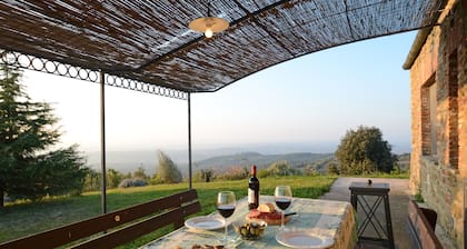 Auf einem Berg auf dem Tal von Umbrien und der Toskana, Pool Jacuzzi, Ping Pong.