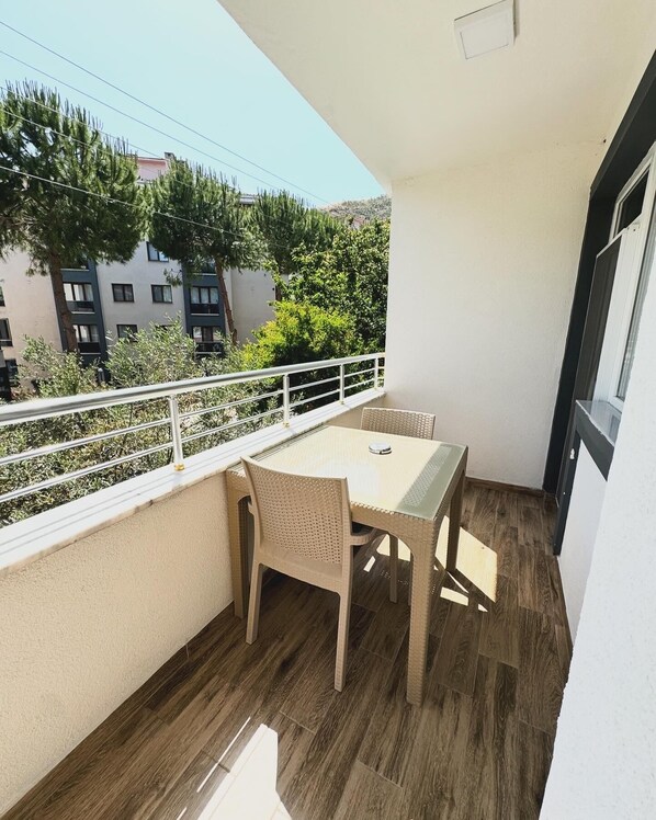 Classic Condo | Terrace/patio - the rooms boutique hotel (Tekirdag)