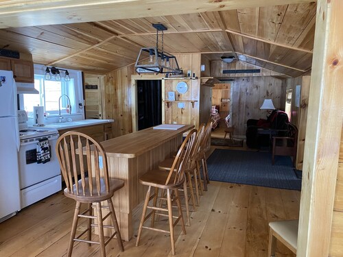 Cozy four season cabin centrally located near the heart of downtown Jackman