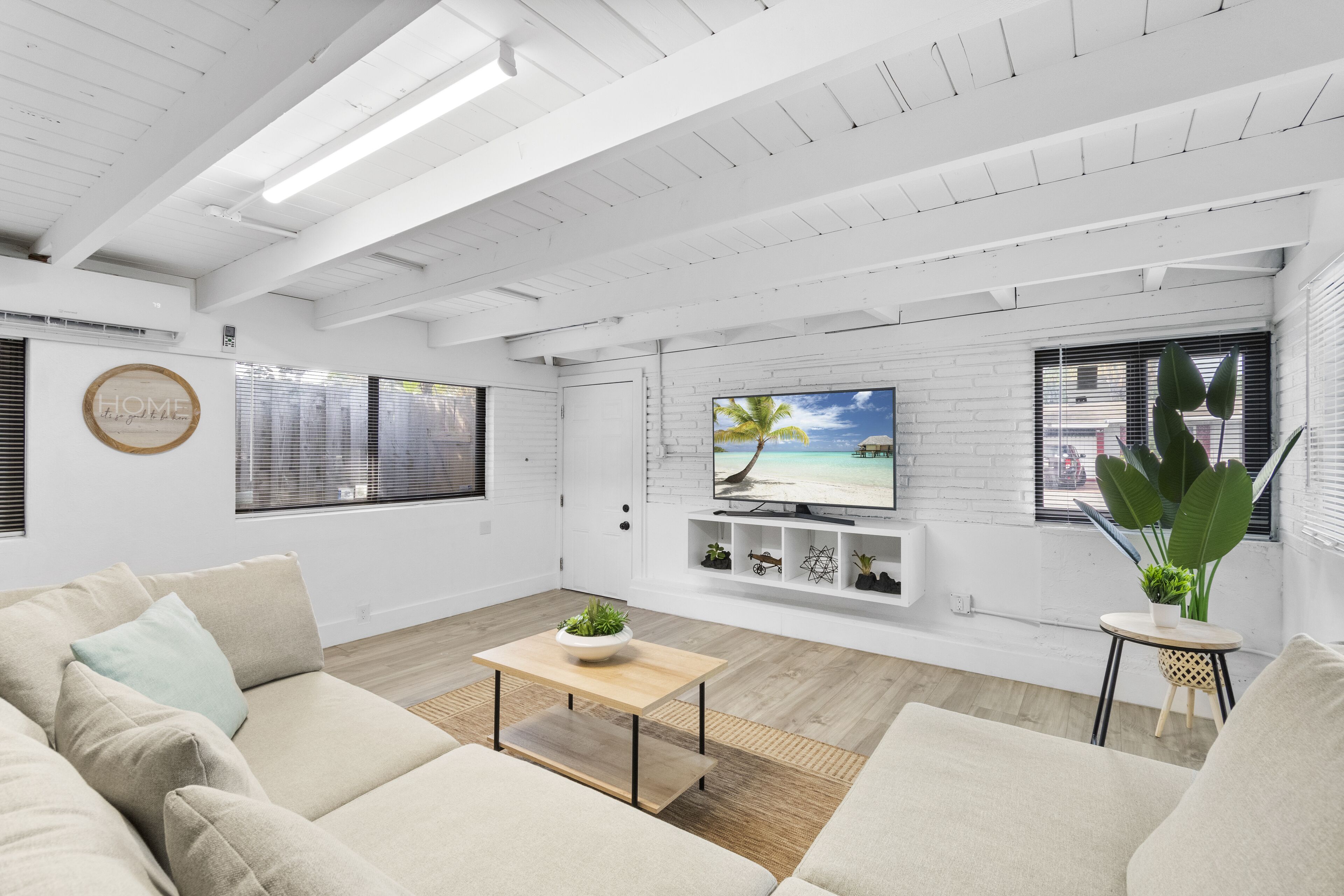 Casa rural de disseny | Roba de llit hipoal·lergògena i decoració individual 