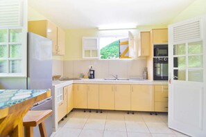 Private kitchen - T2 à 5min des Plages + Parking (Les Anses d'Arlet)
