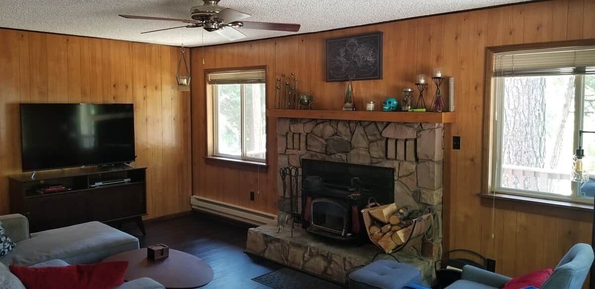 Mountain Life On Deck: Old School & Dog Friendly - Murphys, CA