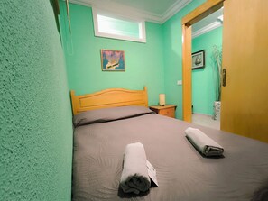 2 室のベッドルーム、アイロン / アイロン台、旅行用ベビーベッド、WiFi