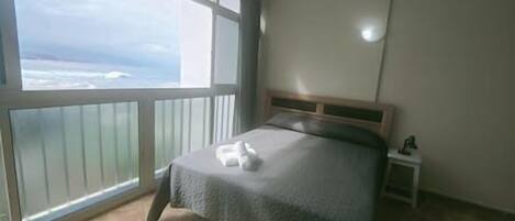 Iron/ironing board, travel cot, WiFi, bed sheets