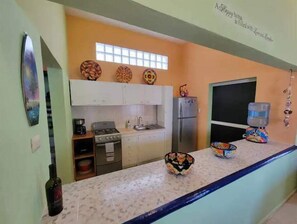 Fridge, microwave, oven, stovetop - Condo on the Caribbean (Isla Mujeres)