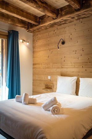 6 Schlafzimmer, Bügeleisen/Bügelbrett, kostenloses WLAN