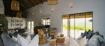 ベアフット アッド ロッジ - ラグジュアリー ヴィラ