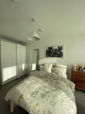 2 soveværelser, strygejern/strygebræt, internetforbindelse, sengetøj