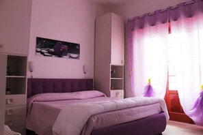 3 camere, Wi-Fi, lenzuola