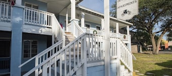 Cozy apartment in the midst of historic downtown St Marys