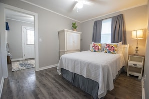 1 bedroom, iron/ironing board, WiFi, bed sheets