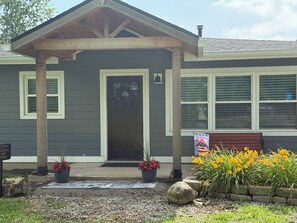Exterior detail - Quaint cottage on the grounds of the White River Canoe Company in Noblesville IN (Noblesville)
