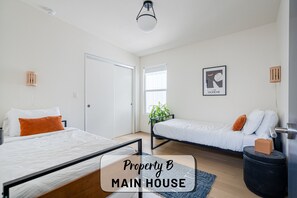 5 bedrooms, desk, iron/ironing board, travel cot