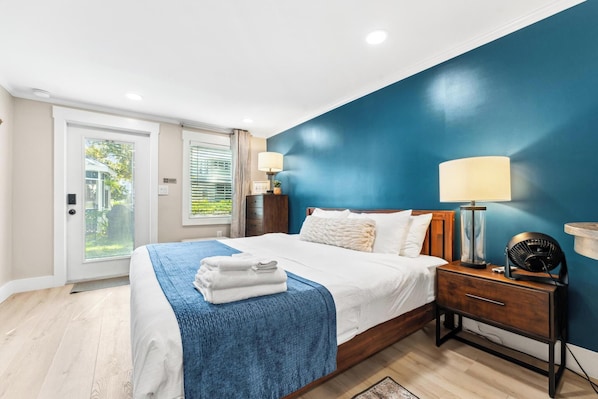 1 bedroom, iron/ironing board, WiFi, bed sheets
