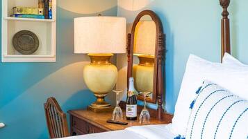 1 slaapkamer, een strijkplank/strijkijzer, reisbedje, wifi