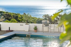 Pool - View 16 Serenity Skyline Penthouse 3 Bedroom Penthouse
 (Cape Town)