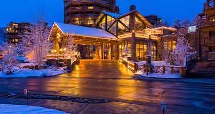 WESTGATE PARK CITY **SKI IN-SKI OUT** VALET SERVICE Signature Two-Bedroom Villa