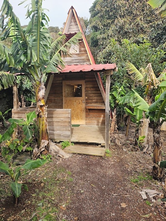 Cabin Surf | 2 bedrooms, Egyptian cotton sheets, premium bedding, bed sheets