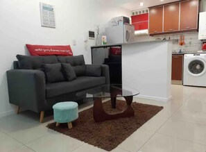 Interior - Modern apartment w/garage in Villa Pueyrredón (Buenos Aires)