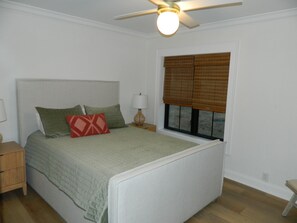 7 bedrooms, travel cot, free WiFi, bed sheets