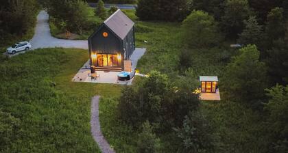 tranquil cabin on 5 private acres w/ hot tub and sauna