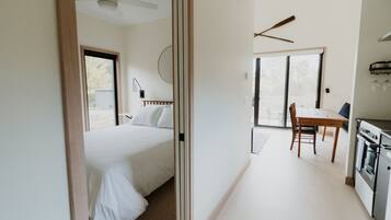 2 habitaciones, escritorio, wifi gratis y ropa de cama