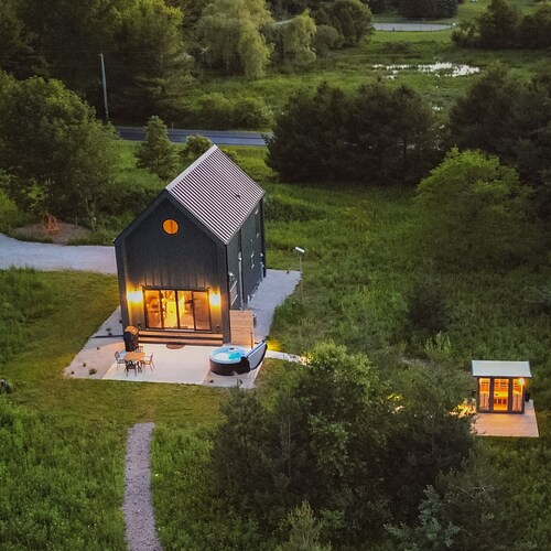 tranquil cabin on 5 private acres w/ hot tub and  sauna