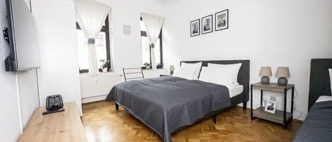 2 bedrooms, desk, iron/ironing board, travel crib