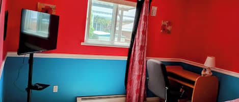 1 chambre, coffres-forts dans les chambres, fer et planche à repasser