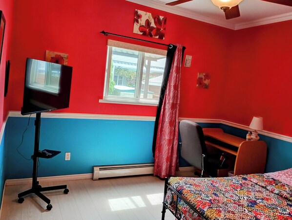 1 bedroom, in-room safe, iron/ironing board, free WiFi