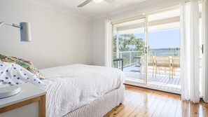 4 Schlafzimmer, Schreibtisch, Bügeleisen/Bügelbrett, kostenloses WLAN