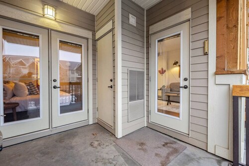 Red Maple Retreat | Hot Tub | Pool | Gas Fireplace