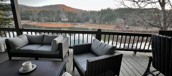 Lake Front Cabin for the PERFECT Holiday Getaway ! Pet Friendly!