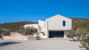 Exterior - Villa Blue Hacienda with Pool (Marina)