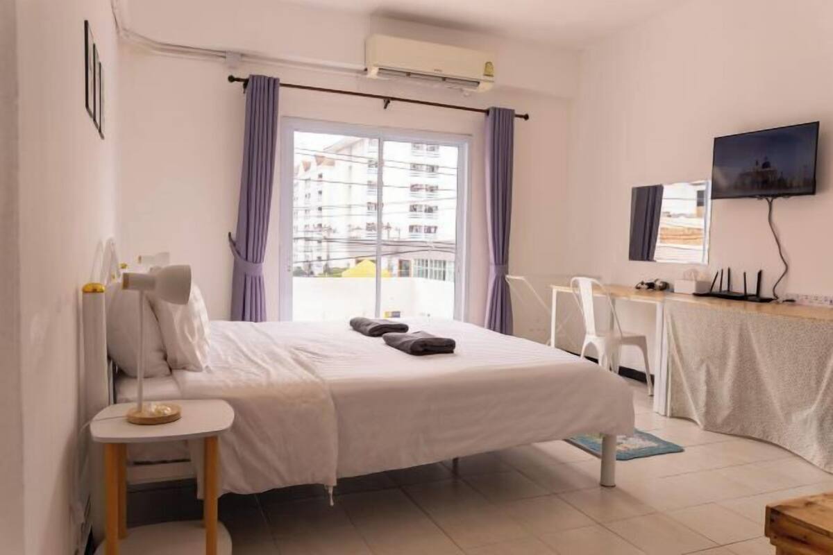 Desk, blackout curtains, iron/ironing board, free WiFi