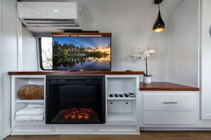 Interior - Air Village Wagon Circle Unit #9 (Prescott)