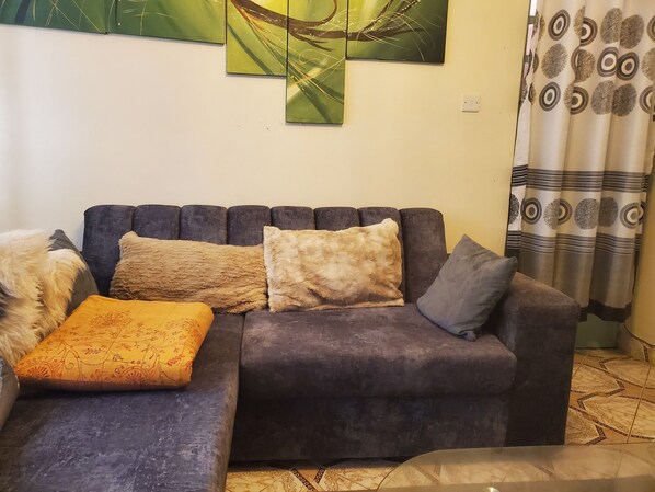Living area - Cosy 1 Bedroom Apartment In Kasarani (Nairobi)
