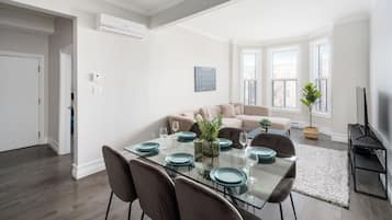 2 habitaciones, colchones con efecto memoria y cortinas blackout
