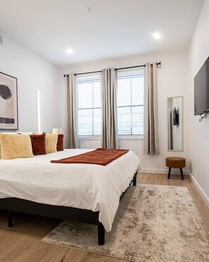 1 bedroom, iron/ironing board, WiFi, bed sheets - Sleek ! 1BR King ! 30 min to NYC (newark)