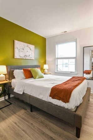 3 soverom, strykejern/-brett, reiseseng for barn og wi-fi