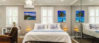 Pet-Friendly Studio: 6 Mi to Jupiter Beach Park!