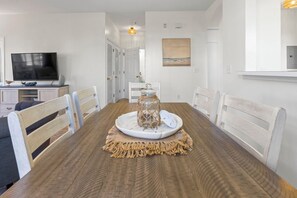 Dining - Ground Floor 2BR Barefoot Resort Condo in Ironwood (North Myrtle Beach)