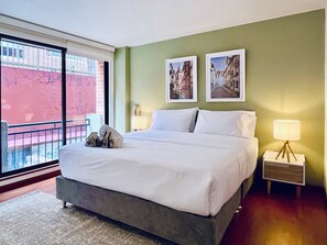 Club Apartment | 1 bedroom, premium bedding, iron/ironing board, free WiFi - Palace by Wynwood House (Bogotá)