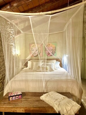 1 Schlafzimmer, Bügeleisen/Bügelbrett