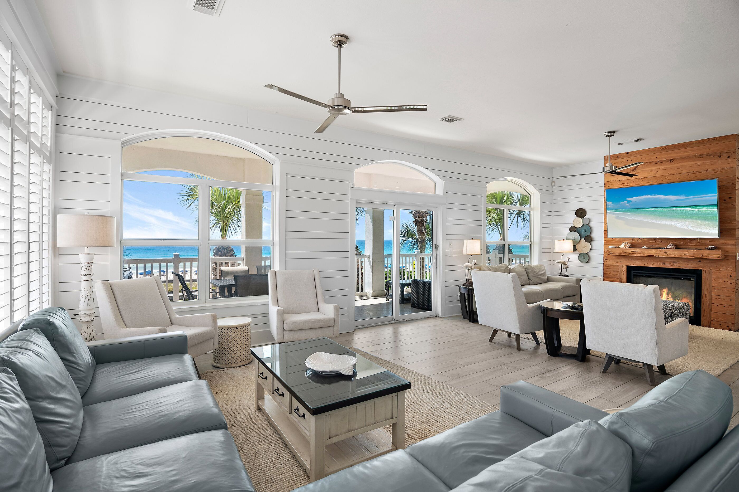 Smart-TV, videospill, DVD-spiller og stereoanlegg