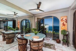 Dining - Paradise Ocean View Condominium in Puerta Vallarta (Puerto Vallarta)